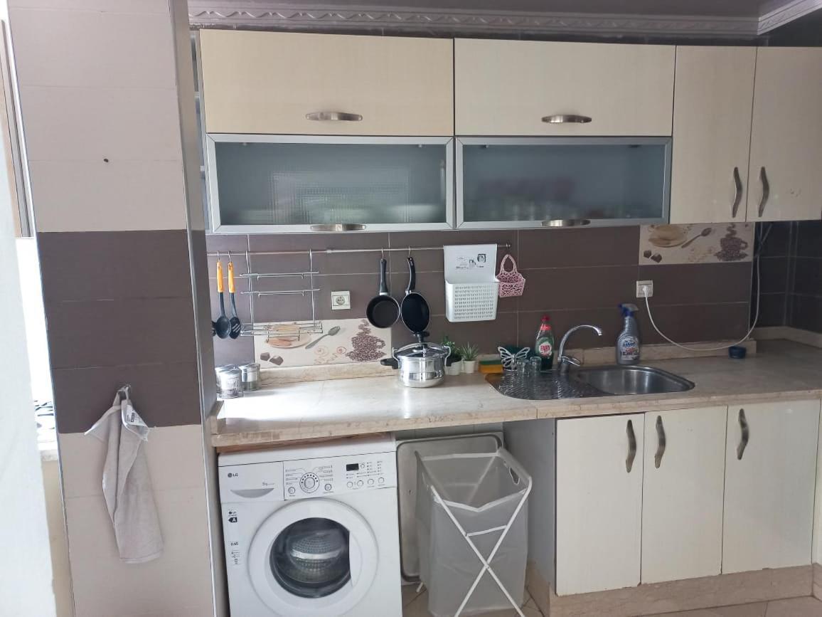 Superbe Appartement A Proximite De La Corniche Казабланка Екстериор снимка