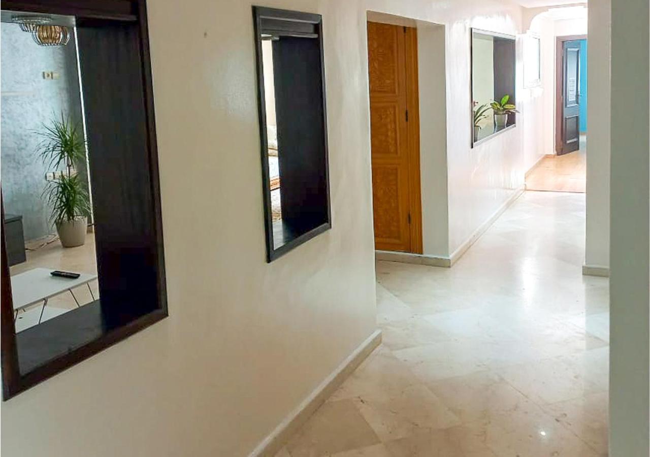 Superbe Appartement A Proximite De La Corniche Казабланка Екстериор снимка